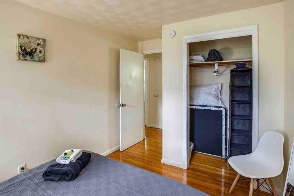 {Hot Tub In Ranch} Mins To Airport/Uofr/Strng/Dwtn Rochester Exterior foto