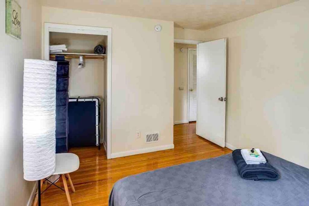 {Hot Tub In Ranch} Mins To Airport/Uofr/Strng/Dwtn Rochester Exterior foto